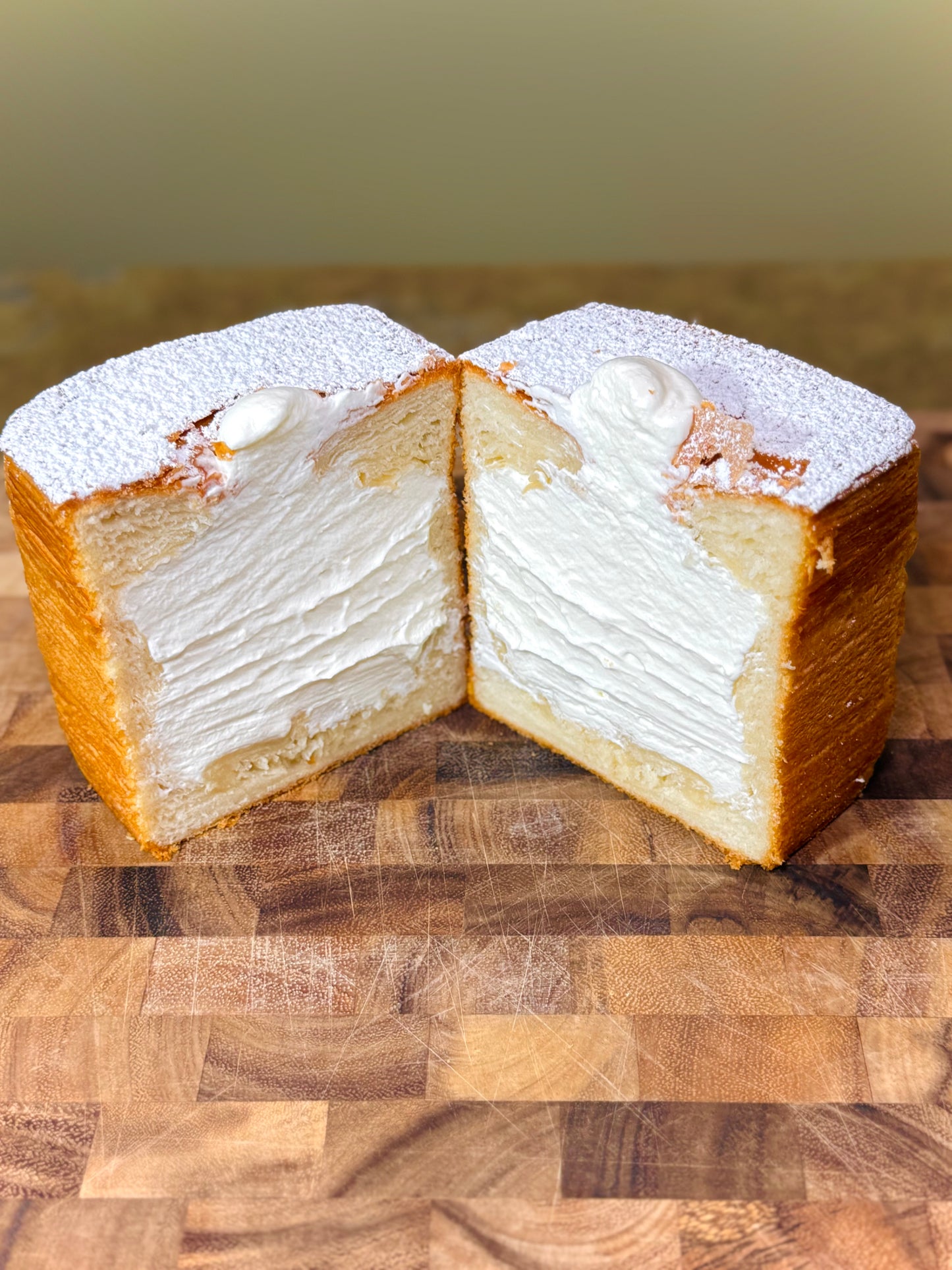 The Pastry Tissue Bread with Original Milk Cream